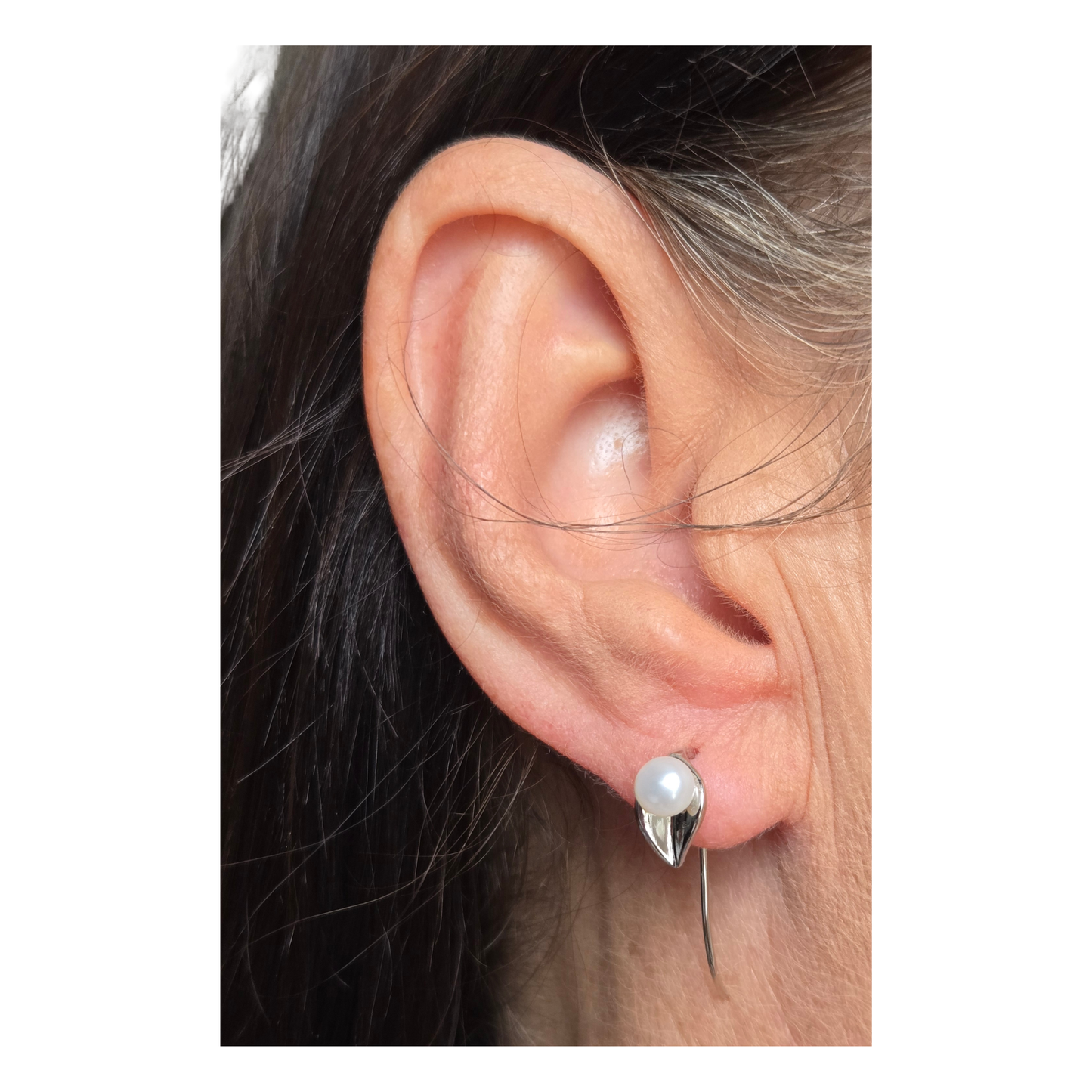 Petaline Pearl Earrings