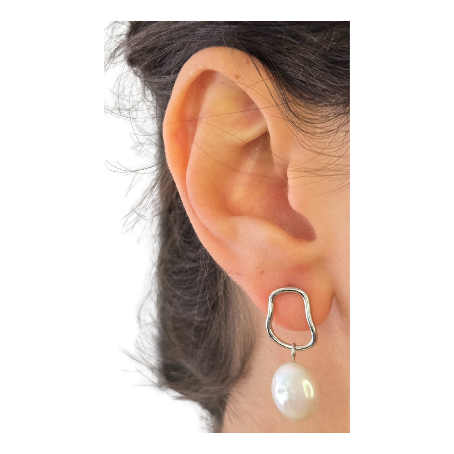 Contour Drop Pearl Earrings