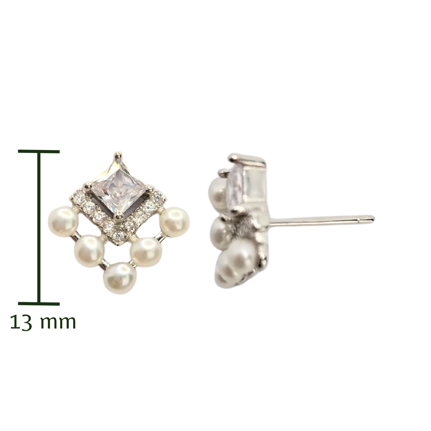 Royal Glow Pearl Studs