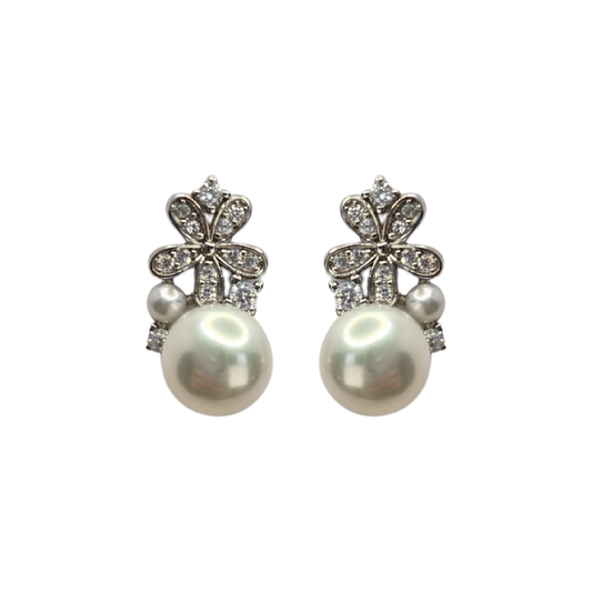 Ethereal Bloom Pearl Earrings