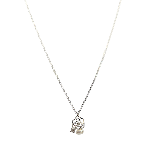 Floral Pearl Necklace